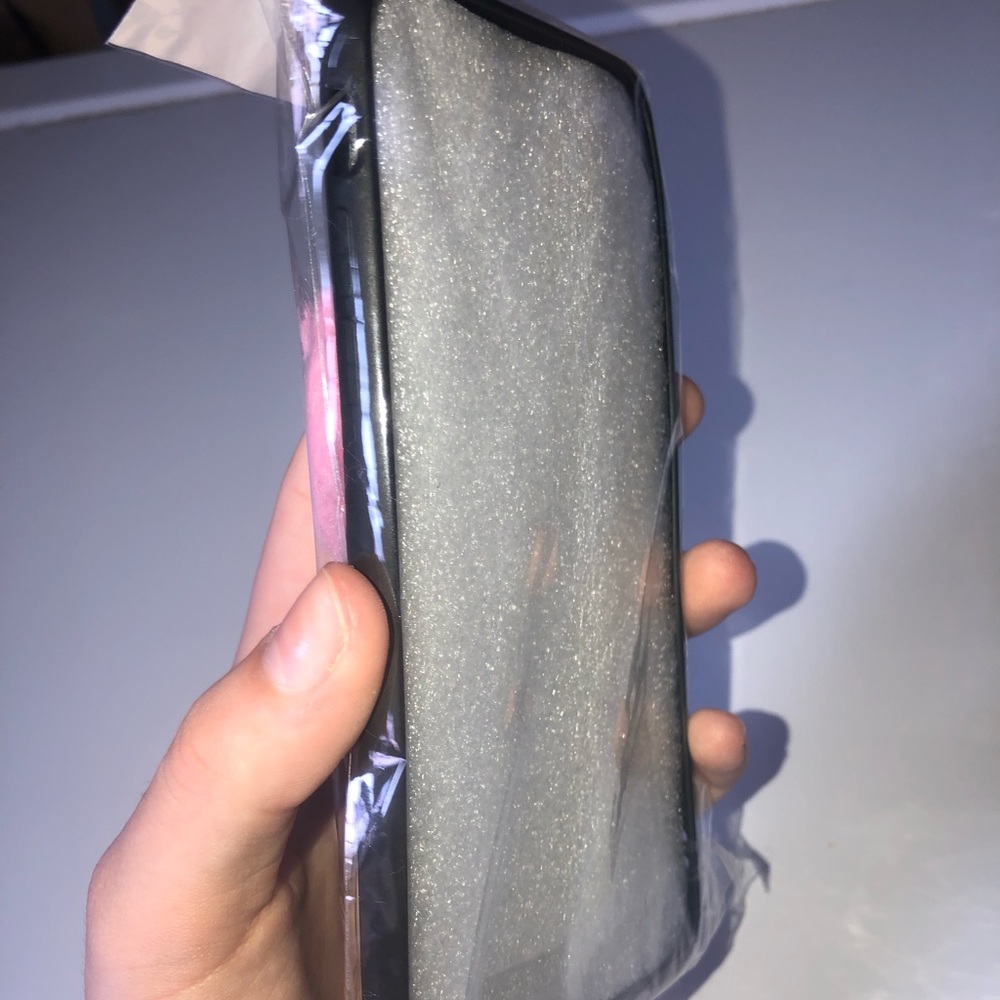 Phone case - Picture 2 of 2